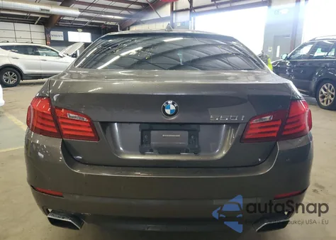 2011 BMW 550 Xi из США, поврежденный, VIN WBAFU9C55BC784846